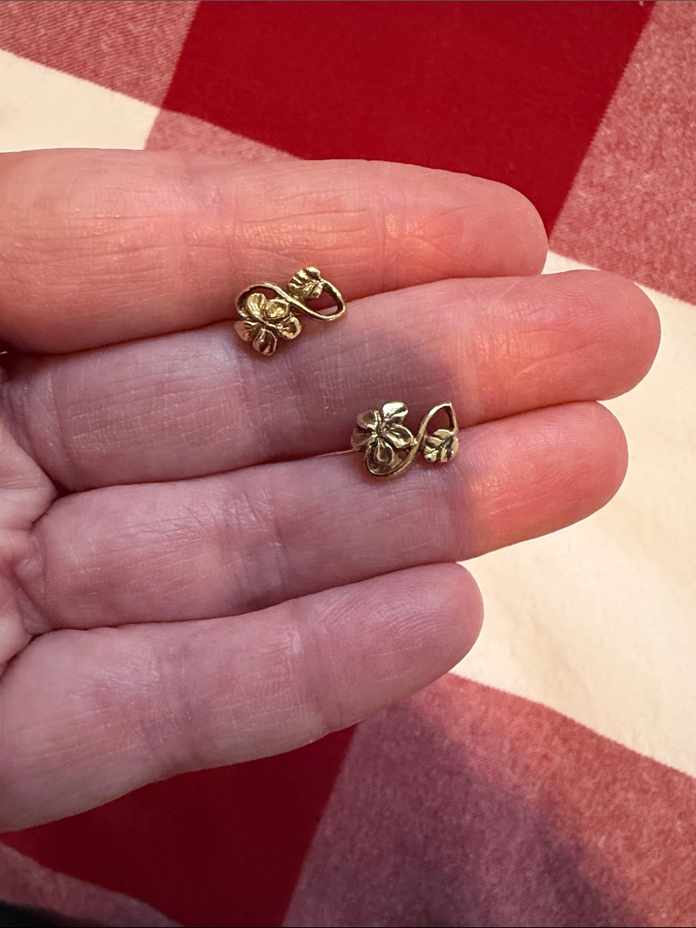 Dainty Gold Flower Studs